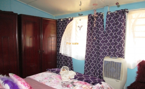 17 BUKKULLA STREET ASHFORD 021